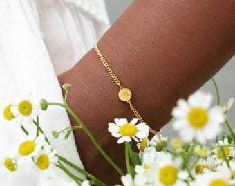 Engraved Bracelet with Box Chain – Personalized Initial – Custom Stackable Jewelry – Minimalist Gifts for Her