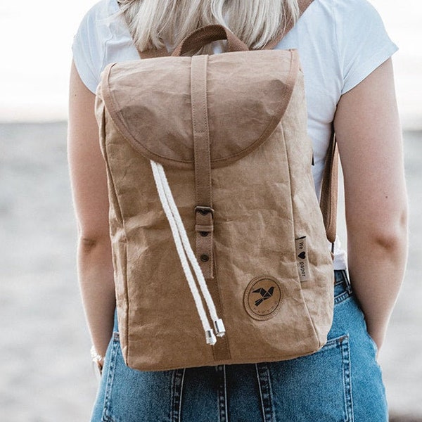 Rucksack OWL aus Papier -PAPERO-, Leicht, Robust, Wasserdicht veganes Leder, Urban Style, laptop, Ultraminimalistisch recycelbar mit FSC