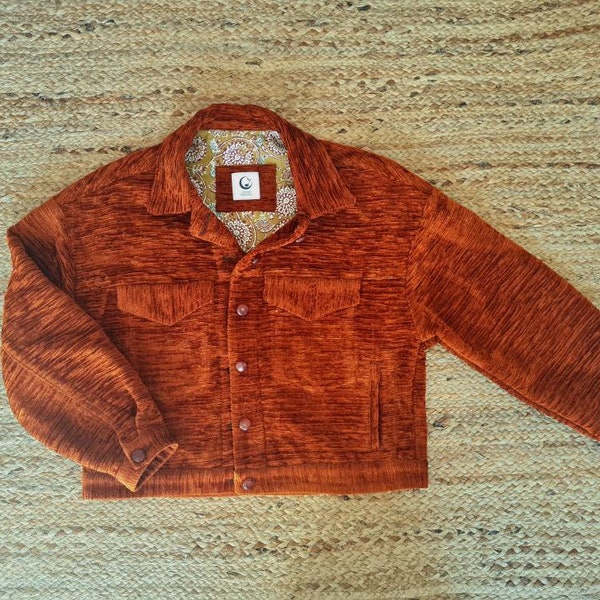 COUCHER DE SOLEIL - Veste orange rouille en velours upcyclé, poches côté et intérieur, boutons et galon vintage - éthique made in France