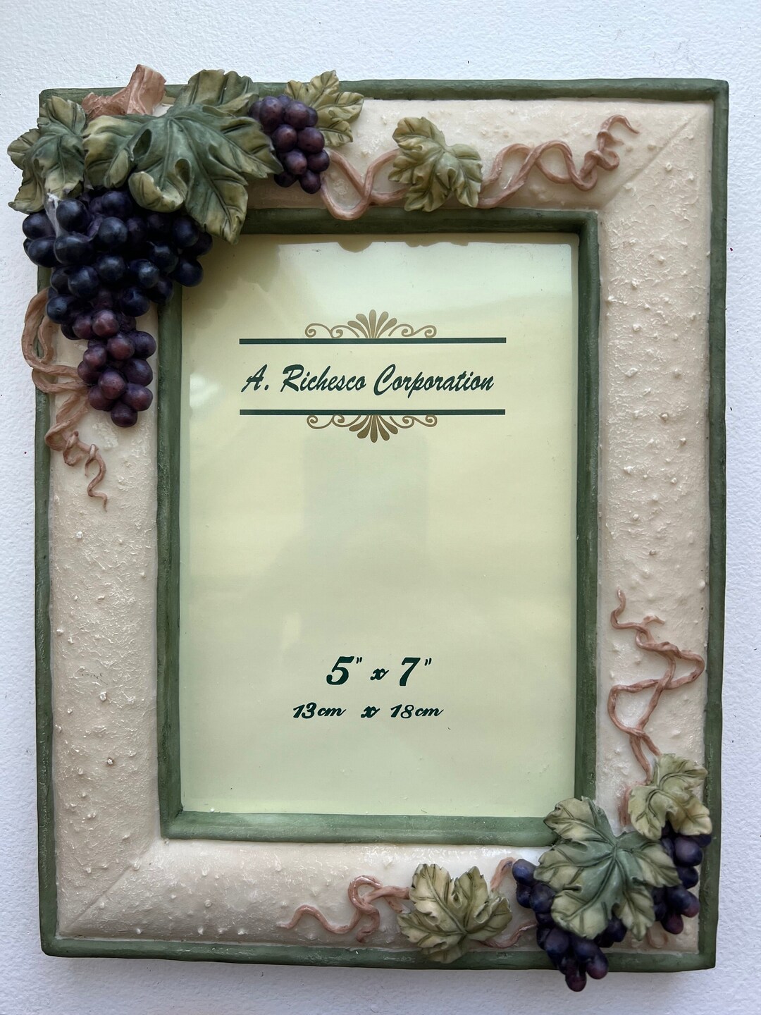 Grapes on a Vine Pendant main image 1