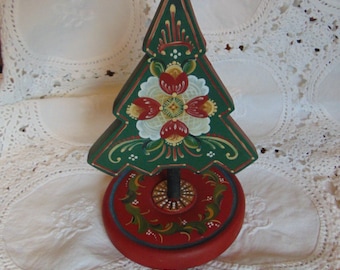 DESIGN PACKET -Mini Christmas Tree Favor in Rogaland.