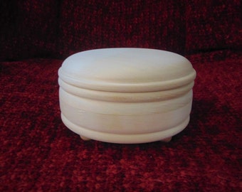 6-inch basswood button box