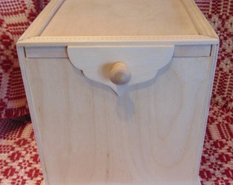 Norwegian square basswood "slide" box