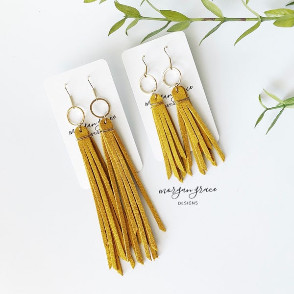 Boho Suede Fringe Earrings, Long Fringe Earrings with Gold Accents, Lightweight Suede Leather Fringe, Women’s Earrings, Drop Earrings, Suede