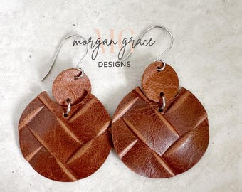 Saddle Brown Leather Embossed Round Earrings, Women’s Leather Earrings, Braided Leather Earrings, Boho Brown Leather Earrings
