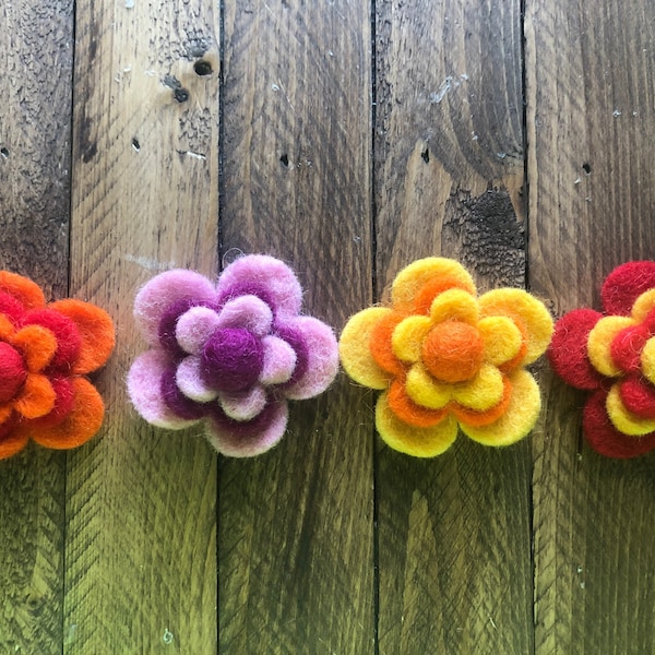 Set of 4 felt flower magnets