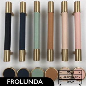 Frolunda // Leather and Brass Handle Pulls and Knobs - Hardware for Cabinets and Furniture. Colours: Black, Blue, Green, Brown, Beige, Pink