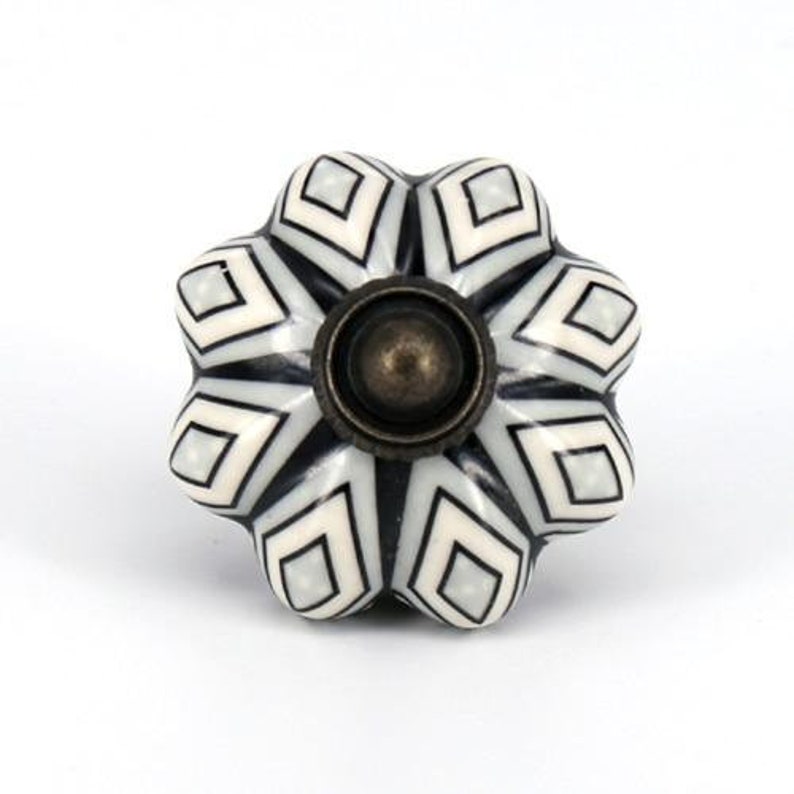 Width: 41mm Albacete Vintage-Style Ceramic Knobs 15 Styles Hardware for Cabinets and Drawers 1 58 Multi-Pack Savings.