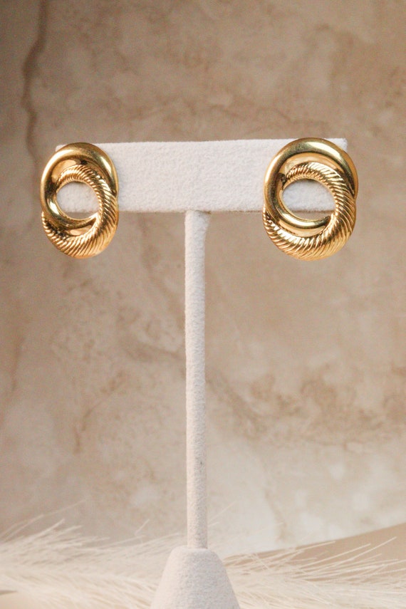 Vintage Gold Double Hoop Stud Earrings • Textured… - image 2