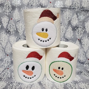 Pupazzo di neve di Babbo Natale, Regalo di Natale carino, applique, Design da ricamo, File digitale, cerchio 4x4, carta igienica, Chunky Barn, decorazione bagno