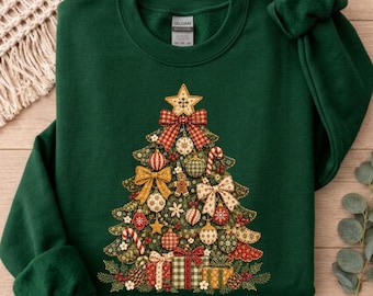 Weihnachtspullover mit Tannenbaum-Motiv, Cottagecore-Stil mit floralem Patchwork-Muster, Vintage-Weihnachtspullover mit immergrünen Blättern