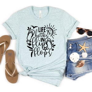 Sommer T-Shirt, Sommer Shirt, Strand Urlaub Shirt, Shirt für Sommerzeit, Pool Shirt, Mädchen Weekend Flip Flop Shirt, In Flip Flops T-Shirt,