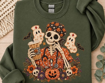 Sweatshirt mit gruseligem Krankenschwester-Skelett-Motiv, Cottagecore-Flickenmuster, Rundhalsausschnitt in Eiskaffee-Optik für Halloween