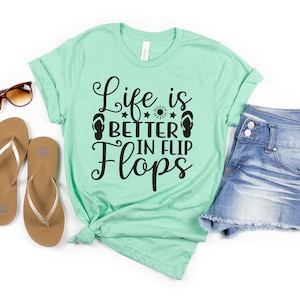 Sommer-T-Shirt, Sommer-Shirt, Strand-Urlaub-Shirt, Shirt für Sommer, Pool Shirt, Mädchen Wochenende Flip Flop Shirt, In Flip Flops T-Shirt,