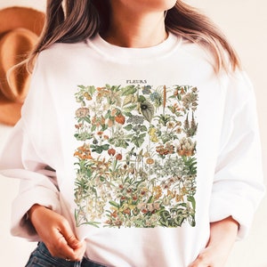Botanical Sweatshirt, Vintage Florals Shirt, Vintage Botanical, Botanical Print, Wildflower, Vintage Flower Shirt, Gift For Her, Crewneck