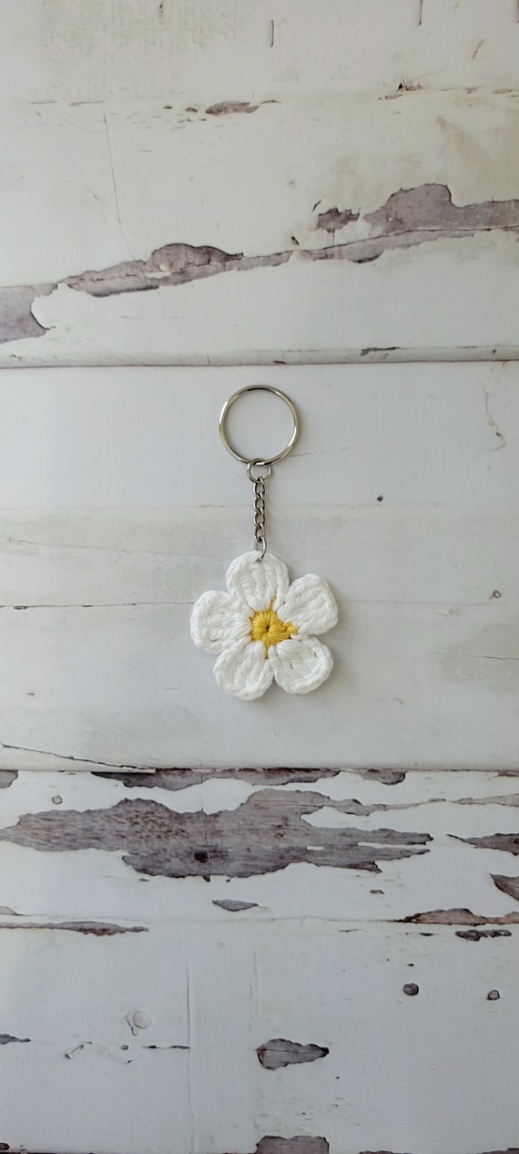 Simple Daisy Keychain Pendant Floral Key Ring Bag Wallet Key Chain  Decoration Gift For Girls