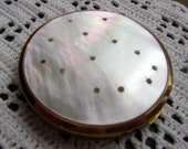 vintage ELGIN POWDER COMPACT, Mother of Pearl with Starburst design with Rose Gold case, Mirror in excellent condition, No puff,includes bag