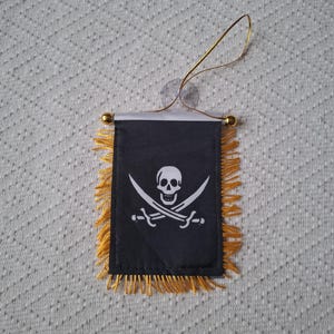 Small Pirate Flag