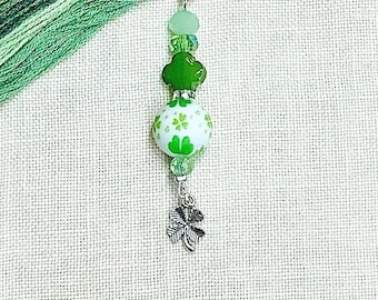 St. Patrick’s mini scissor fobs/zipper pulls, needlework accessory
