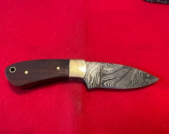7 1/4” Handmade Damascus Skinning Knife w/ Bocote Wood Handle