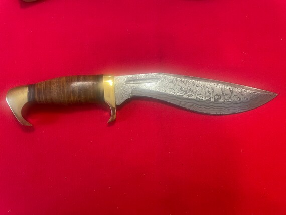 13” Handmade Kukri Damascus Knife w/ Walnut Handle and Brass Bolsters
