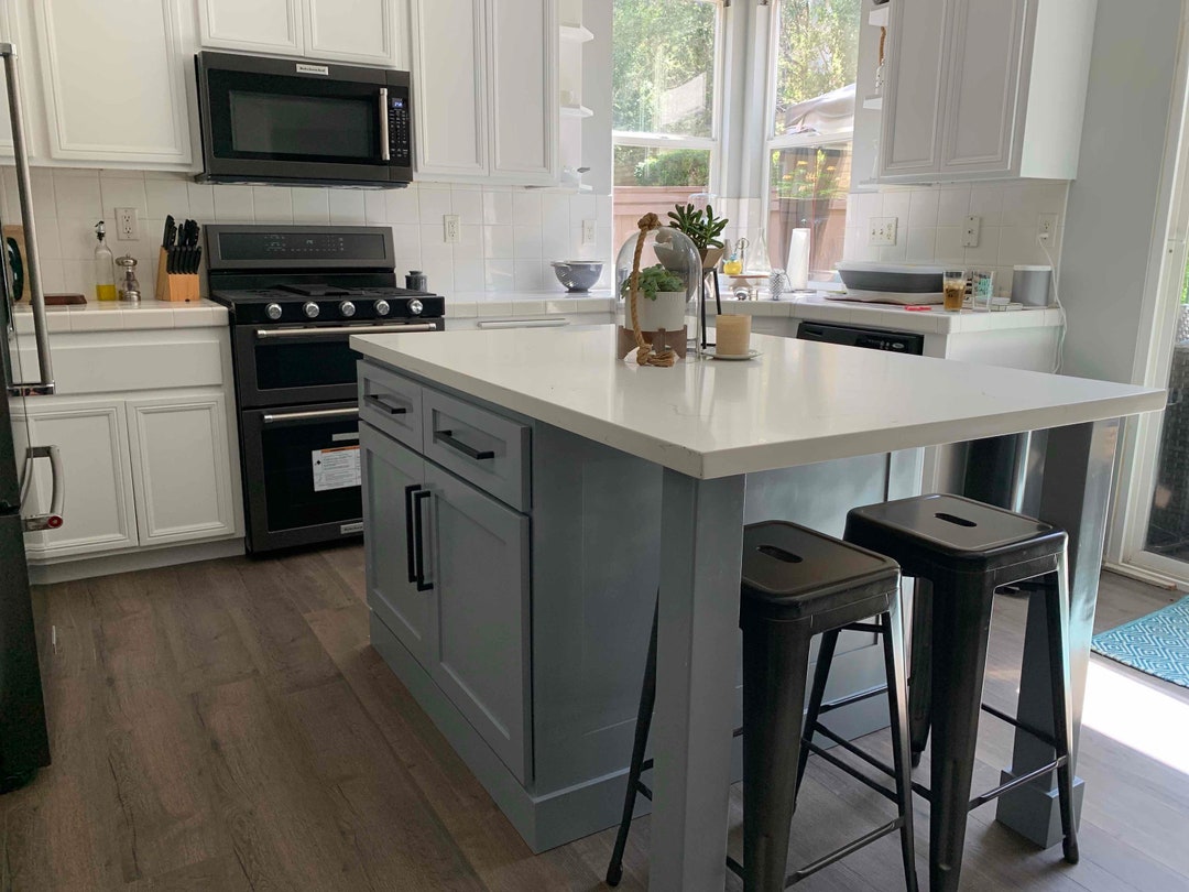 64 Gray Color Kitchen Island With White Quartz Counter Top custom
