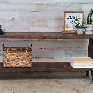 Record Player Stand with Vinyl Storage with Wood Legs