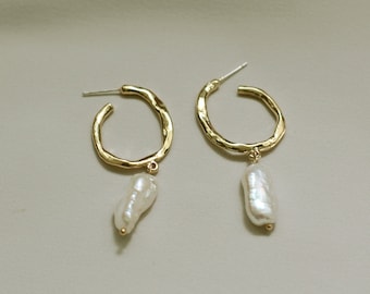 Baroque Pearl Hoop Earrings: Hammered Gold Bridal Jewelry