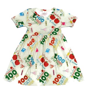 Vestido de seda de leche de manga corta 100 días de escuela
