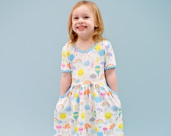 Robe Spring Friends en soie de lait à manches courtes avec poche