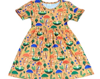 Tiki Room Short Sleeve Milk Silk Dress