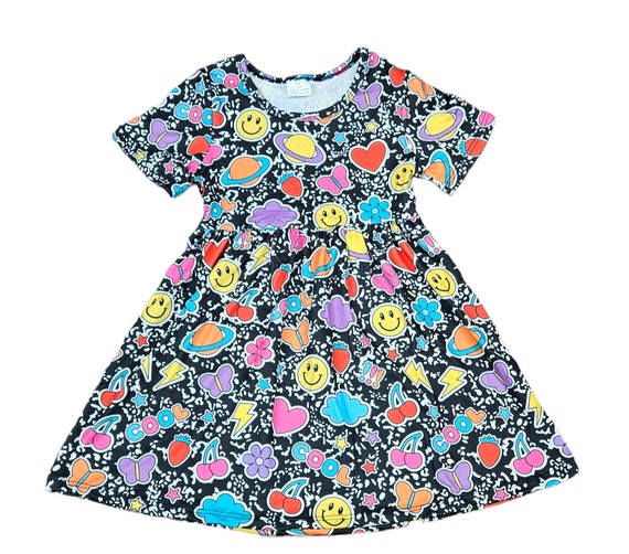 Composition Short Sleeve Milk Silk Dress Composition Short Sleeve Milk Silk Dress