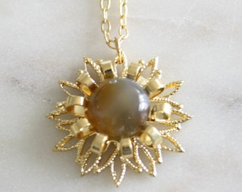 Milky Grey Moonstone Agate & Vintage Renewed Filigree Sunflower Gold Tone Pendant Necklace
