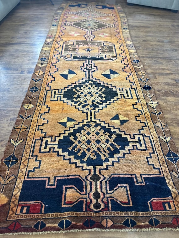 Vinti 3'10"x12'10"