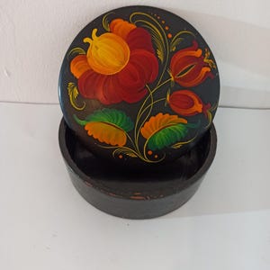 Vintage wooden box - a box for jewelry and trinkets. Hand painted
