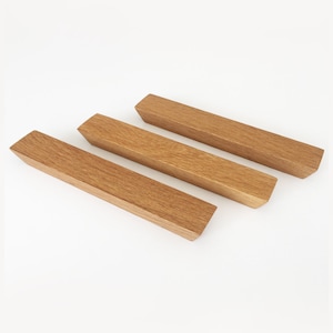 Poignées de tiroir en bois - Poignée d&#39;armoire rustique - Poignée en chêne - Poignée en iroko