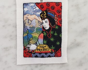 Broderie de grande prêtresse