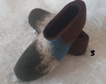 Ecofriendly natural Felt Slippers for man,hause shoes with leather sole