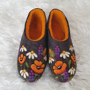 Ecofriendly natural Felted Slippers with orange anemon,house shoes