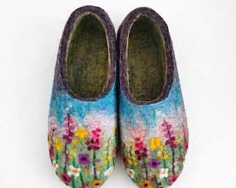 Woolen natural Felted Slippers with flowers,house shoes with leather sole