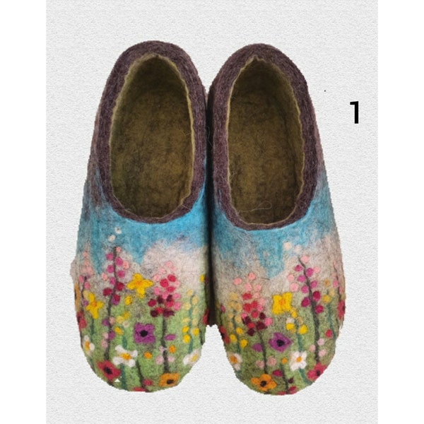 Pantoufles en laine feutrée naturelle avec fleurs, chaussures d'intérieur avec semelle en cuir