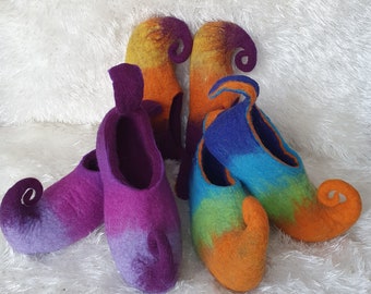 Ecofriendly natural Felted elf Slippers with mixed colours,hause shoes with leather sole,pure wool slippers,Elf slippers,elf shoes