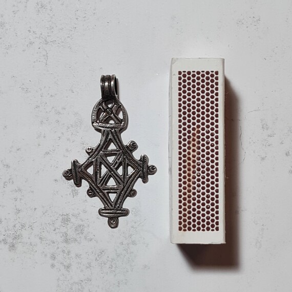 Vintage Tuareg Silver Cross Pendant, Niger Amulet Croix du Sud, African Handmade Jewellery View 6