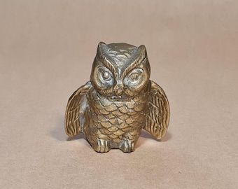Vintage Small Brass Owl Figurine, Bird Ornament, Desk Shelf Decor, Animal Paperweight Statue