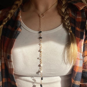 Loop Through Necklace