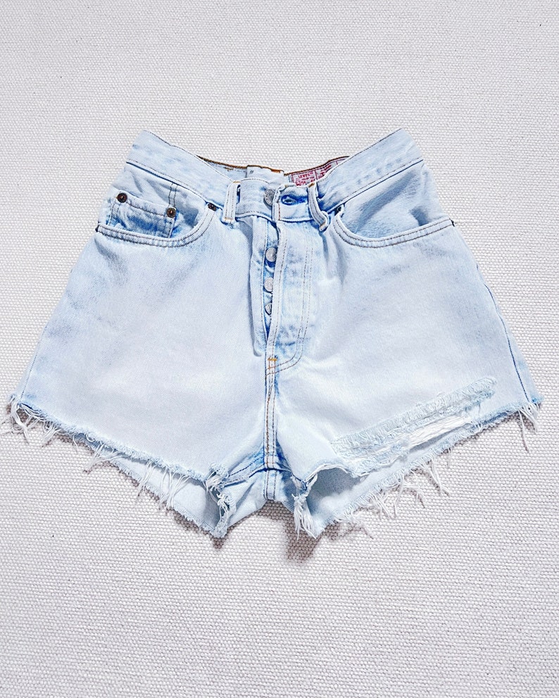 80s vintage Levis 901 25 Inches Waist XS denim Shorts cut off jeans high waist image 1