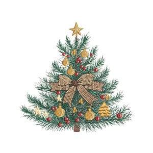 以下が含まれることがあります： 緑色の針葉樹の刺繍クリスマスツリー。金色のオーナメント、赤いベリー、茶色のリボンで飾られています。金色の星が木を飾り、金色の星と木の形をしたオーナメントも付いています。