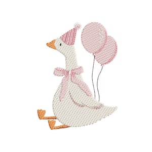 Könnte beinhalten: Gesticktes Design einer Gans mit Partyhut und Schleife, die zwei rosa Ballons hält. Die Gans hat orangefarbene Füße und einen Schnabel, vor weißem Hintergrund.