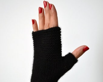 Black wool fingerless gloves for women