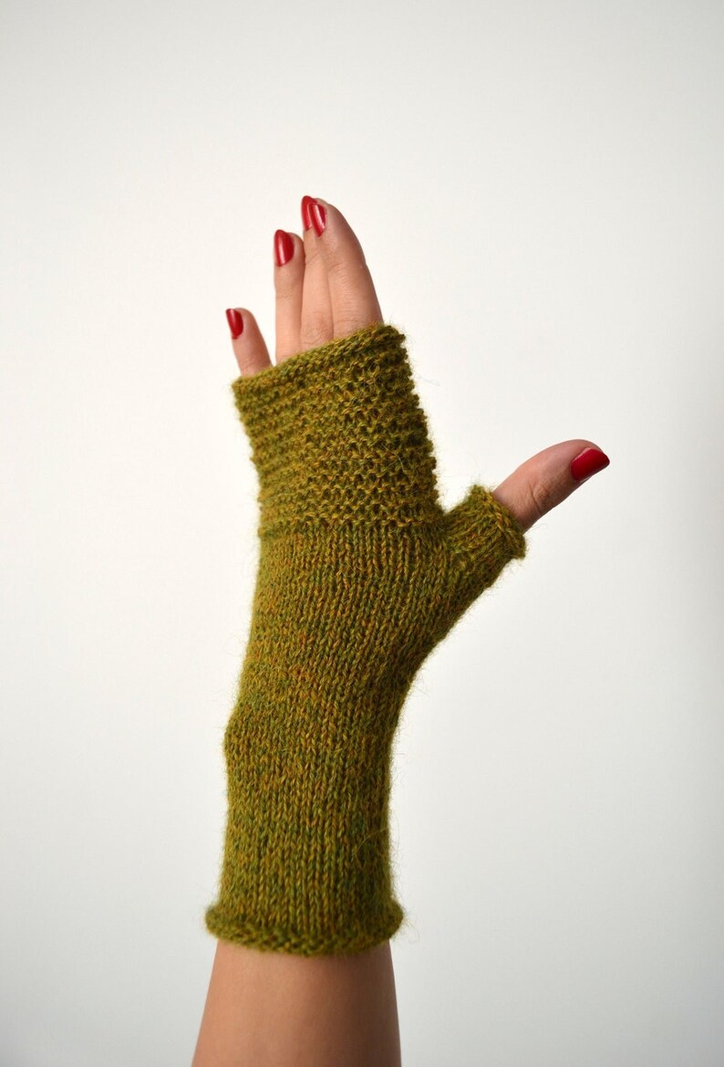 Check Fingerless Glove - Moss